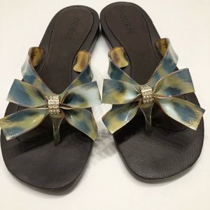 GUESS TUTU sandals flip flops NWOT